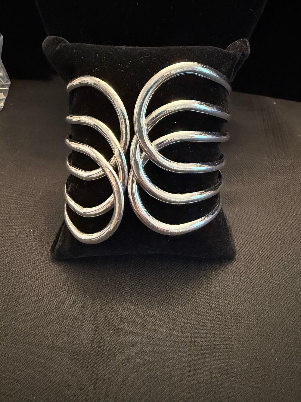 VTG Silver tone hinged cuff sculptural, geometric design warrior-style armor 8”